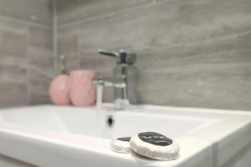 Two Bedroom Apartment-Central Edinburgh-Old Town-Licensed Egyesült Királyság