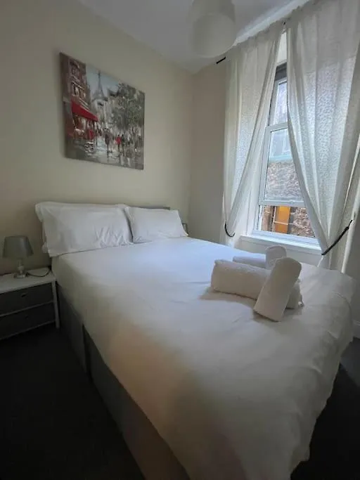 Two Bedroom Apartment-Central Edinburgh-Old Town-Licensed Apartman
